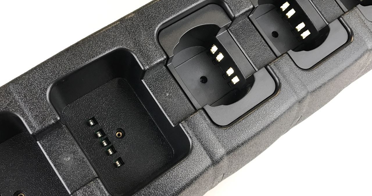 6 Bank Charger for Motorola CP200 Two-Way Radio Batteries - Image 3